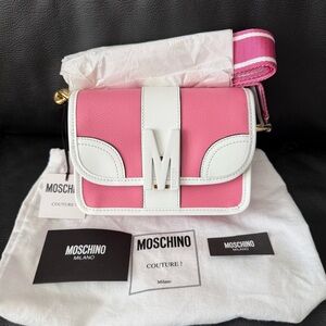 NWT Moschino Bicolor M plaque Leather Crossbody Bag Hot Pink White